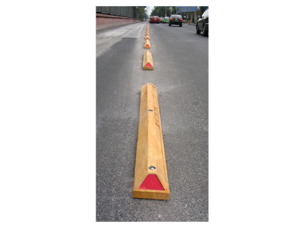 Bolardo para confinamiento vehicular