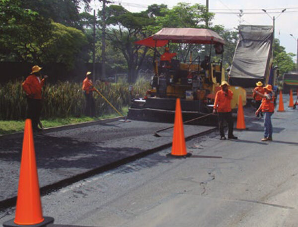 71cm flexible cone for road signaling with rigid base